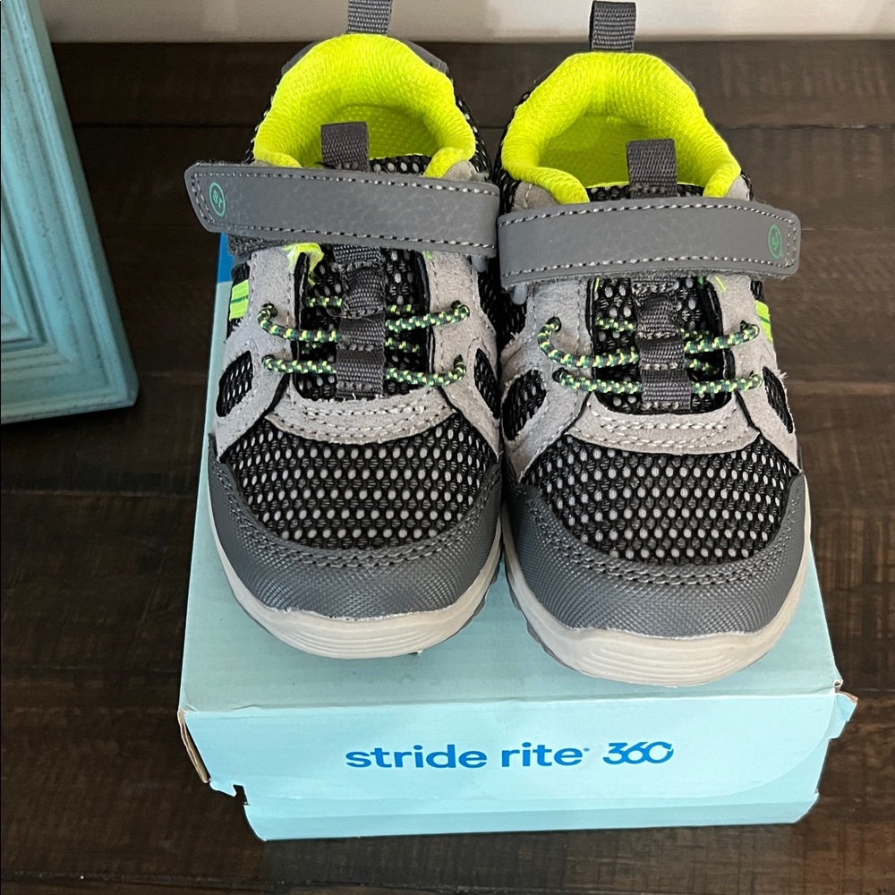 Stride Rite Kids' Black and Neon Green Sneakers